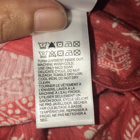 Lucky brand tee shirt top knotted front medium new - Picture 9 of 9